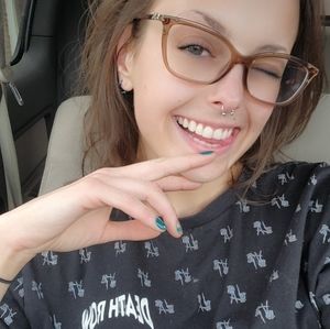 Meet your Posher, Louise